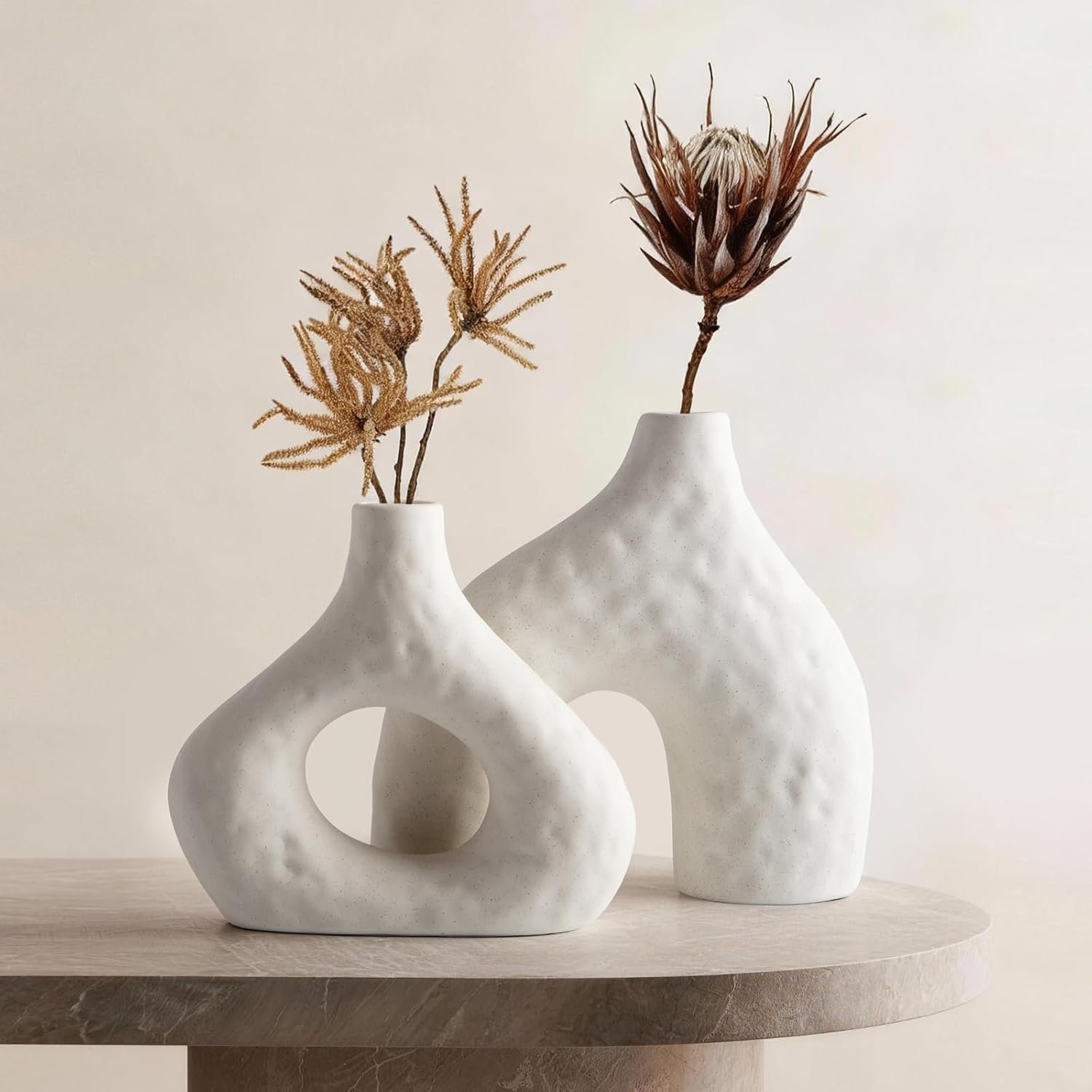 DOWAN Ceramic Vase Set of 2, 7.6″ Decorative Pampas Vase for Home Decor, Modern Farmhouse Pottery Vase for Living Room Coffee Table Kitchen Bedroom Desk Entryway Mantel Book Shelf, Soft White