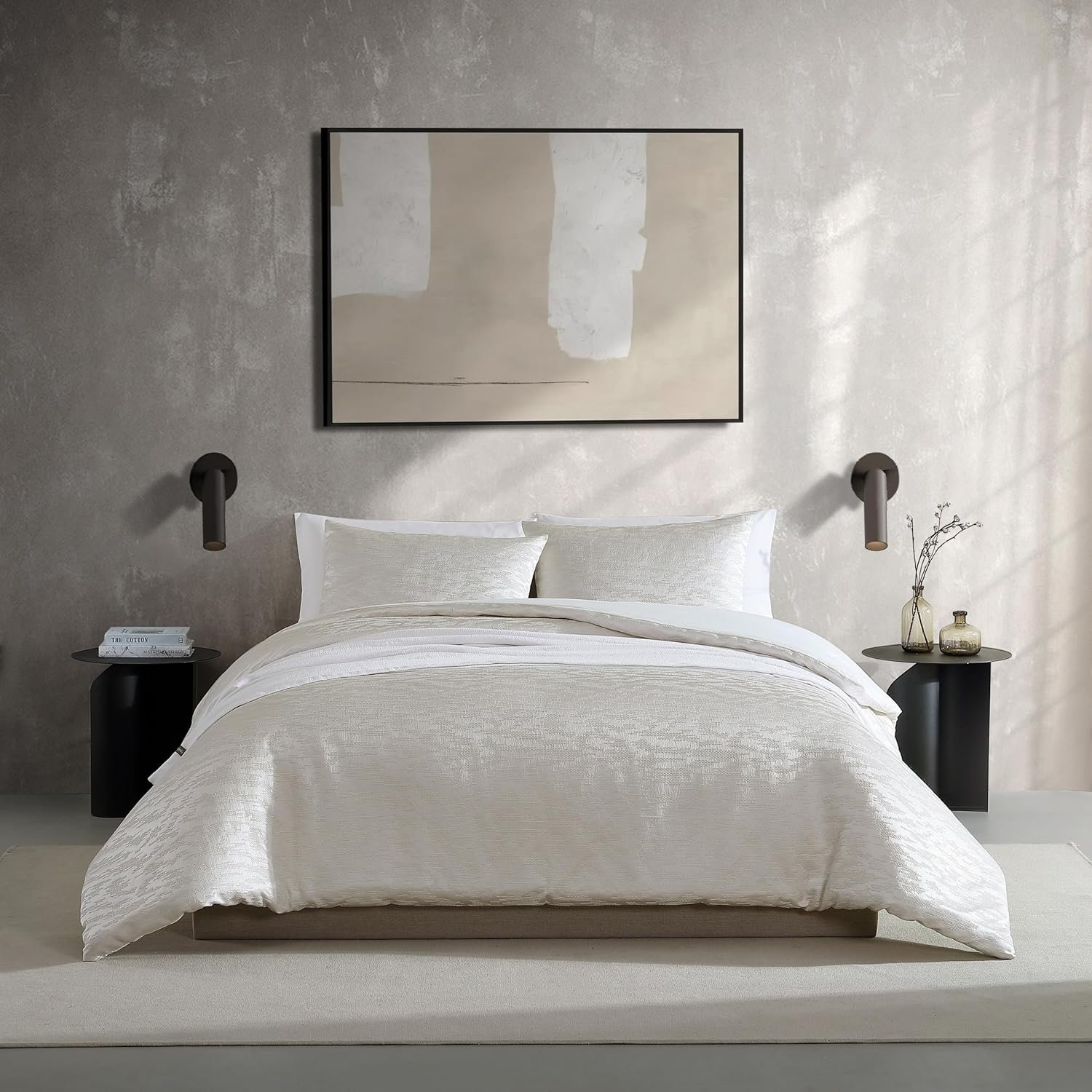 Vera Wang – Queen Comforter Set, Luxury Bedding Set with Matching Shams, Chic Room Essentials (Illusion Ivory, Queen)