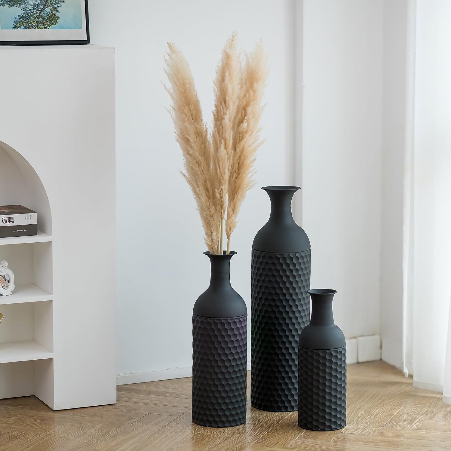 Sziqiqi Large Black Vases Tall 27inch – Metal Floor Standing Vase Set of 3 Modern Honeycomb Texture Big Standing Vase for Living Room Dining Bedroom Home Corner Hallway Indoor Office