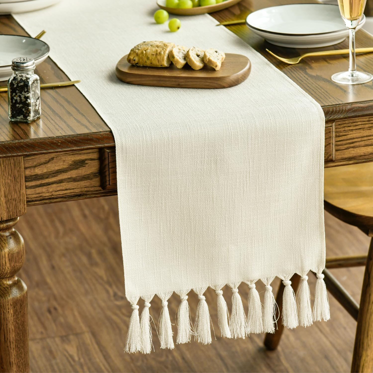 Artoid Mode Beige Tassel Table Runner, Boho Linen Blend Rustic Farmhouse Style Kitchen Table Decoration Holiday Wedding Party Dinning Decor 13×72 Inch
