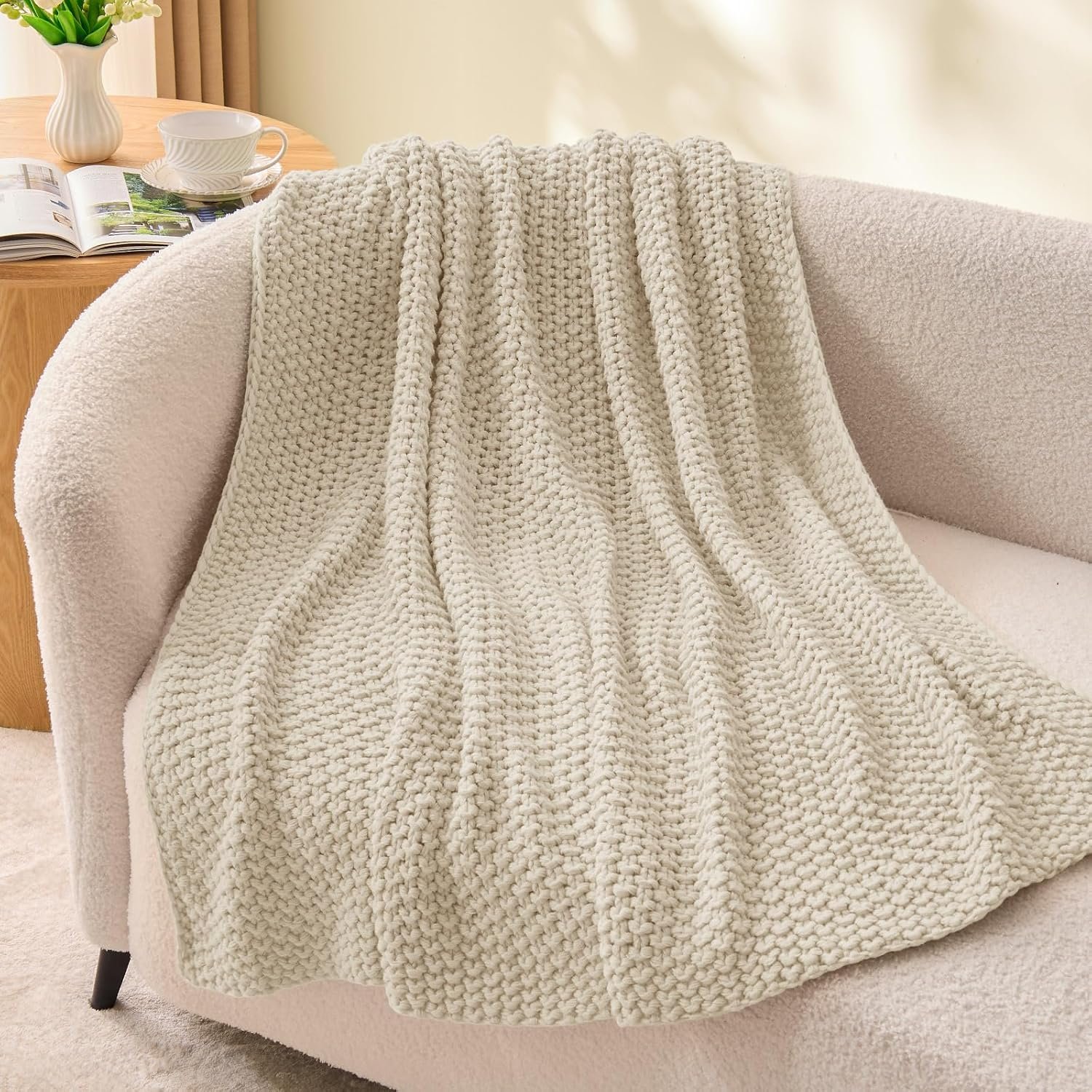 BEDELITE Cozy Chunky Cable Knit Throw Blanket for Couch | 100% acrylic,soft warm for all season,OEKO-TEX,machine washable,woven blanket for room home decor,ideal gift,60*80 twin,beige